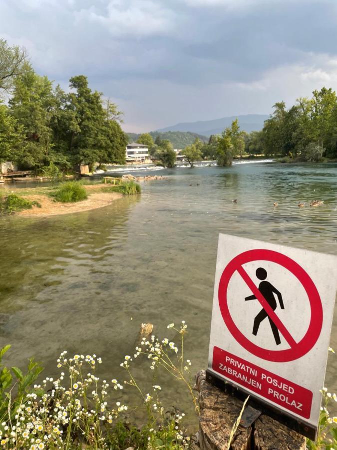 Villa My Island Bihac Luaran gambar