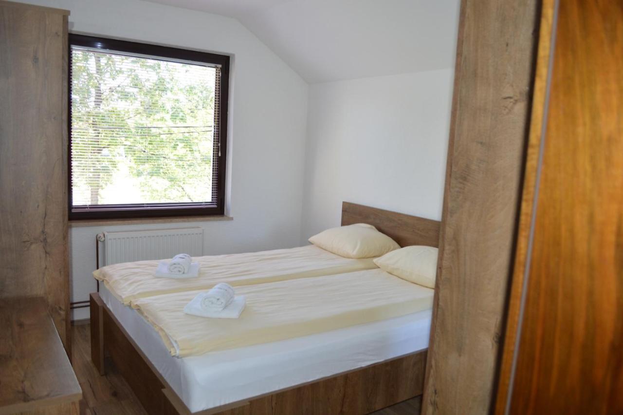 Villa My Island Bihac Luaran gambar